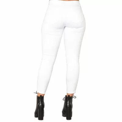 White jeans 2025